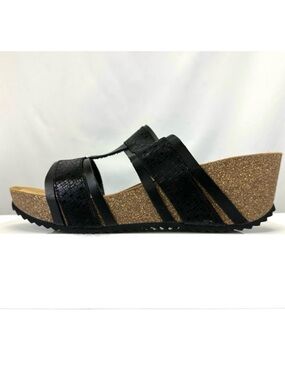 Tyche black slip on platform sandal Size 40 womens cork Tstrap casual NEW